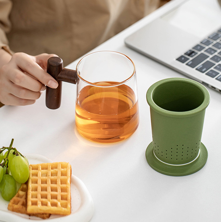 400ml Nordic Glass Cup with Tea Strainer