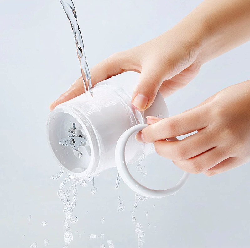 Xiaomi Mijia 300ml Portable Mini Juice Blender  (USB-C Charging)