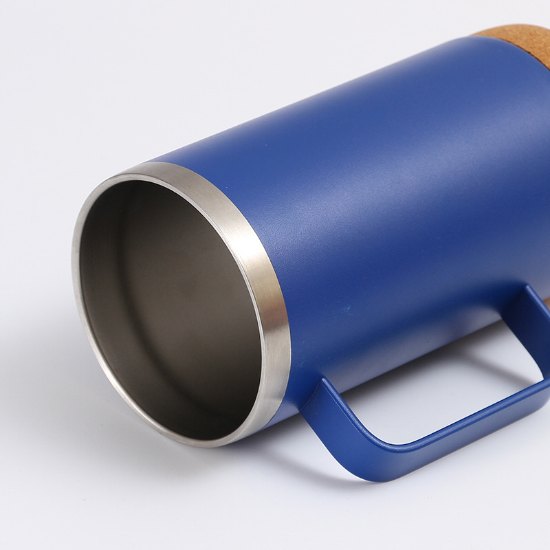 700 ml Insulated Tumbler with Cork Bottom 