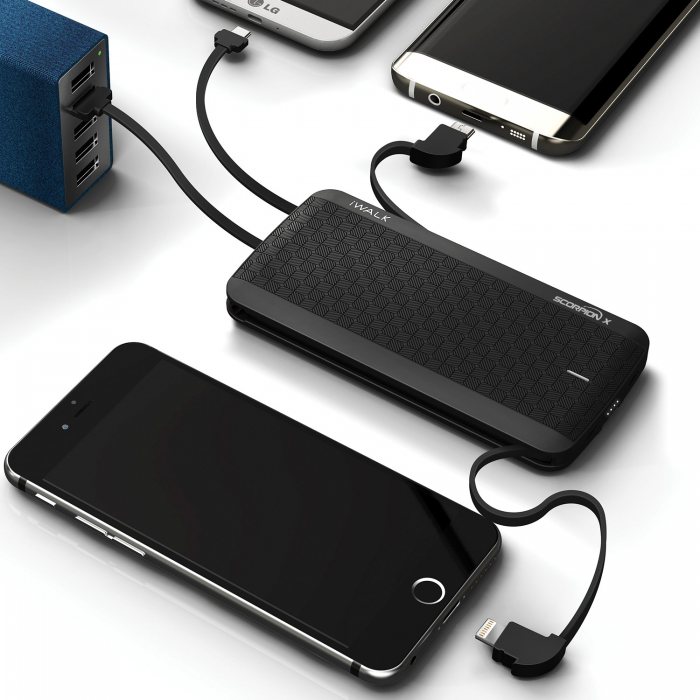iWalk Scorpion 8000X (Built-In Lightning, Micro USB and Type-C)