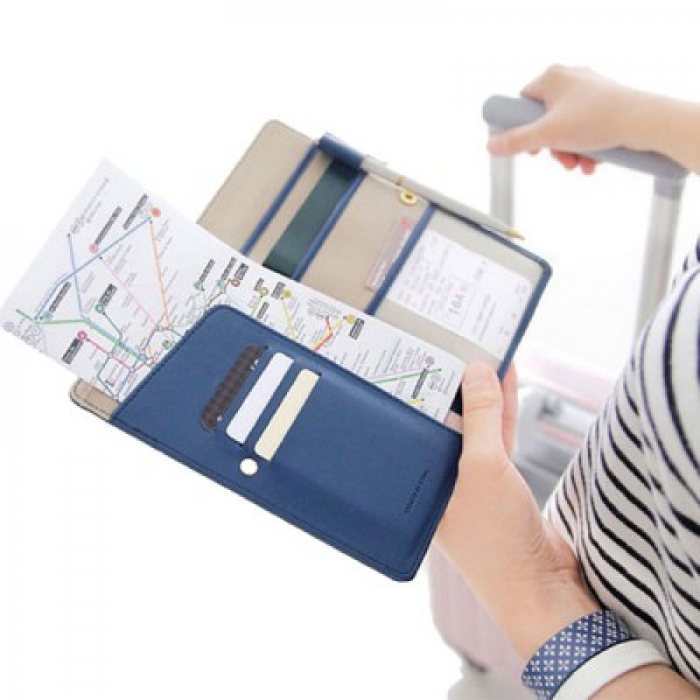 Stylish Leather Travel Organizer