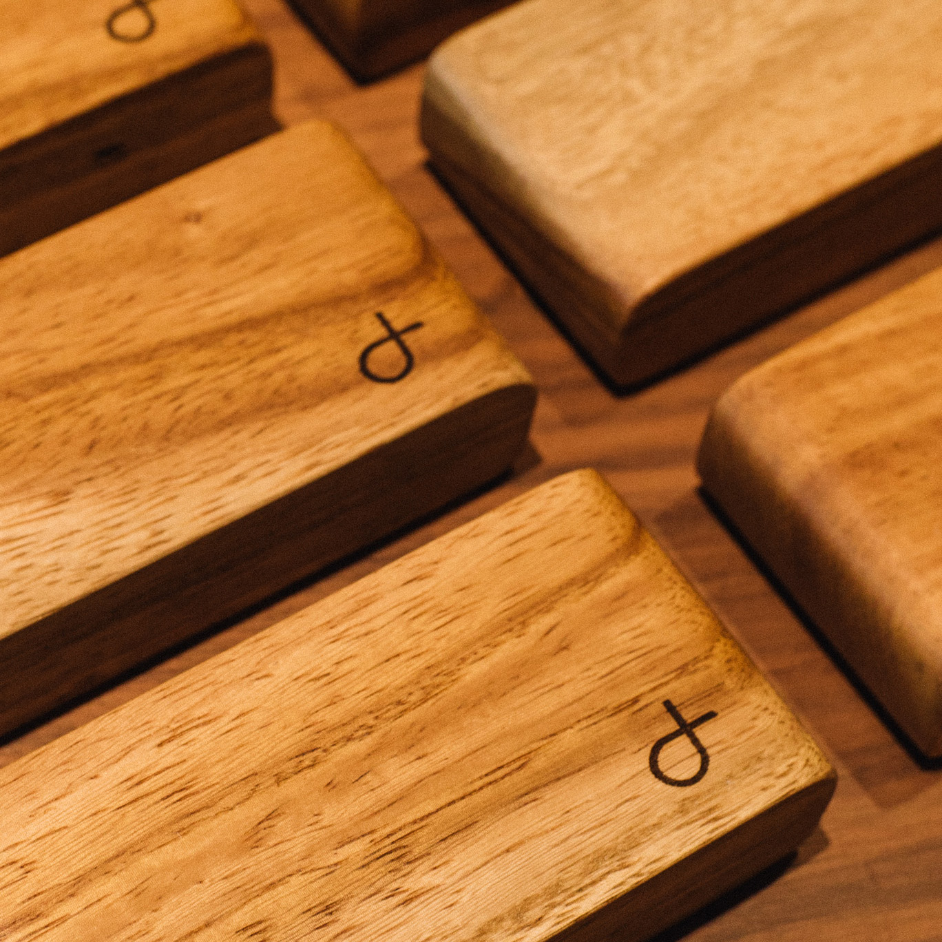 Roger&Sons  Namecard Holder