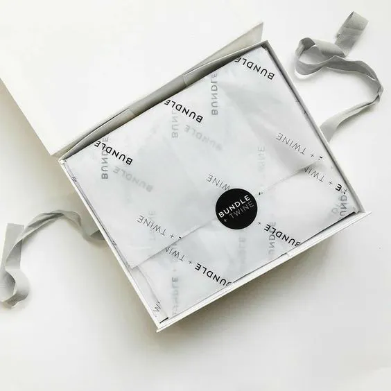 Tissue Paper + Sticker ( 5cm )
