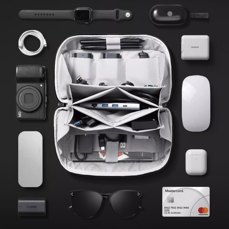 Large Capacity Gadget Organizer 