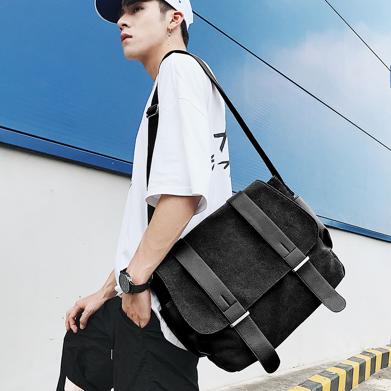 Classic Messenger Bag