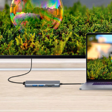 6 in 1 Hub with USB C