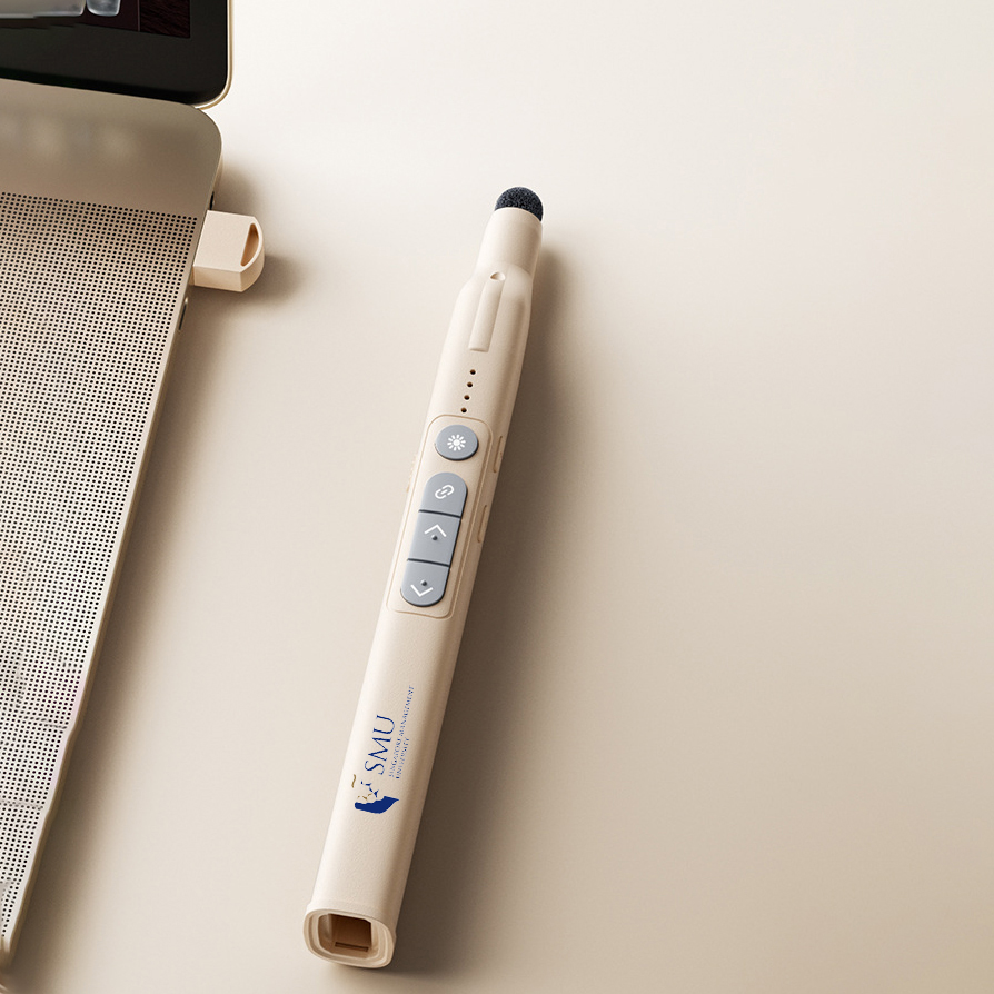 57cm Crafty Rechargeable & Retractable Presenter