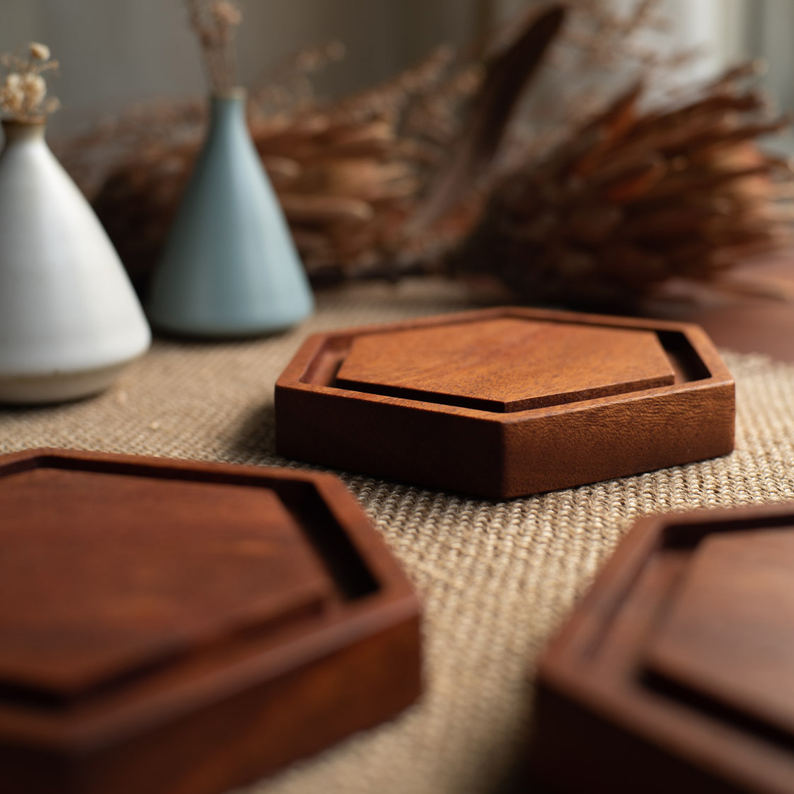 Roger&Sons  Hive Coaster