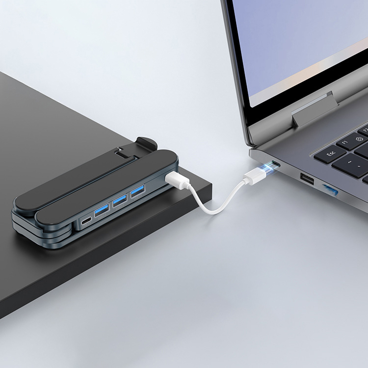 Cosma Adjustable Laptop Stand With USB Hub