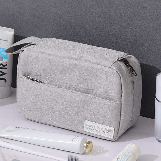 Sans Hanging Toiletry Organiser 