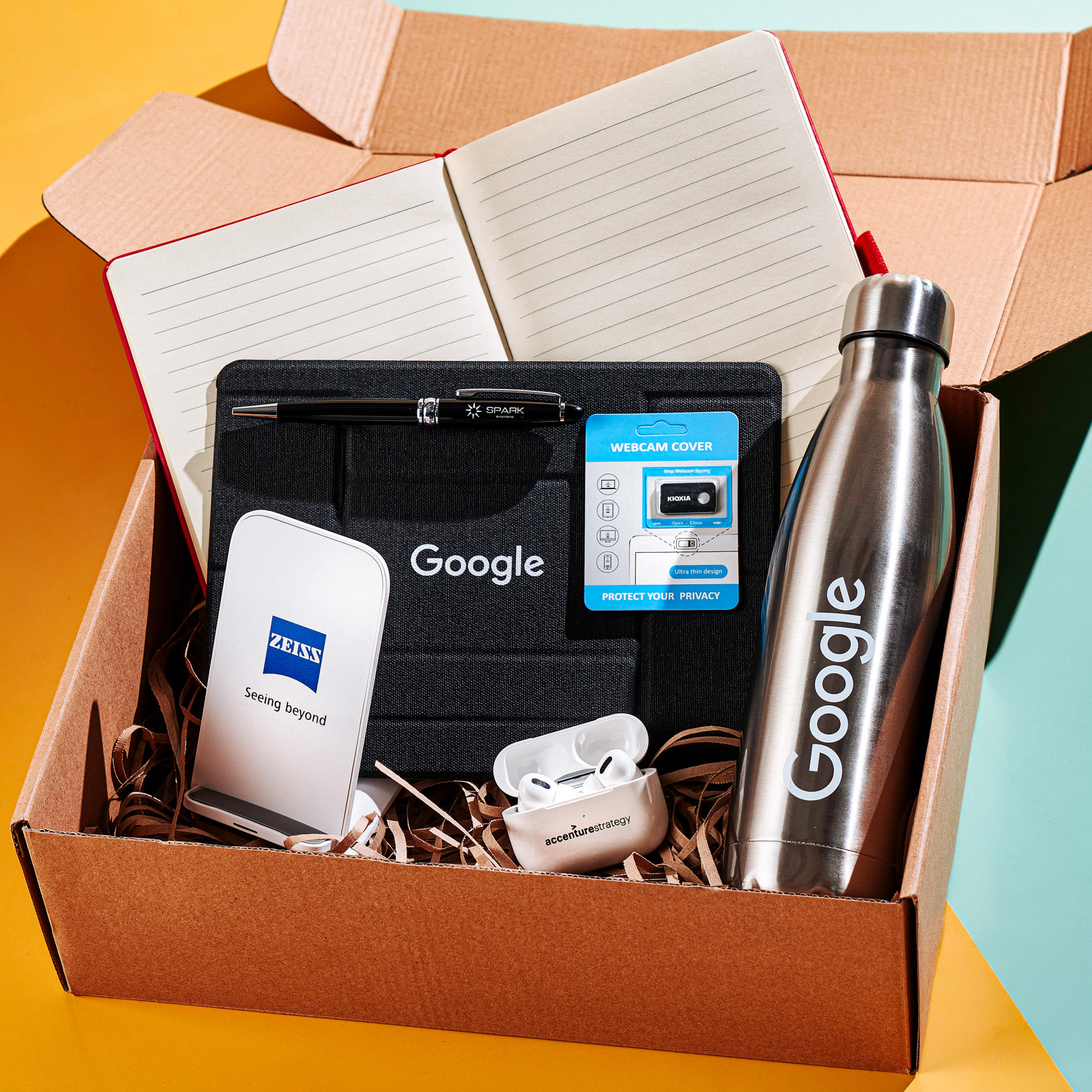 30 Cool Employee Welcome Gifts for Onboarding