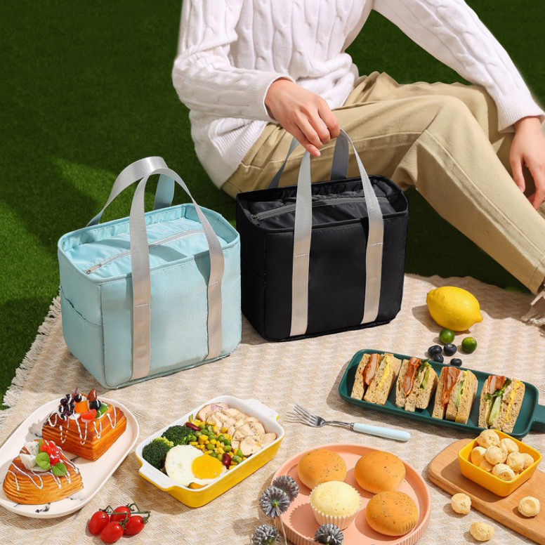 Cloud Insulated Thermal Lunch Bag 