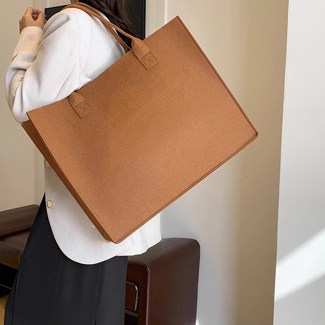 Urban Felt Tote Bag (L)