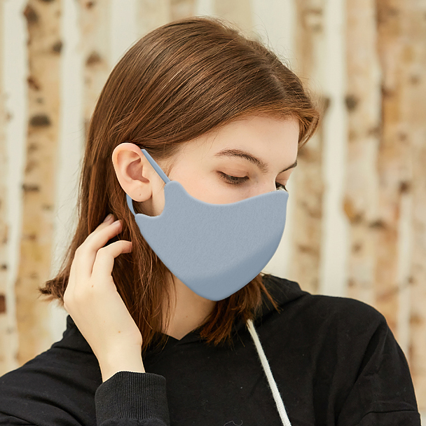 Trendy Ergonomic Face Mask with Adjustable Earloops