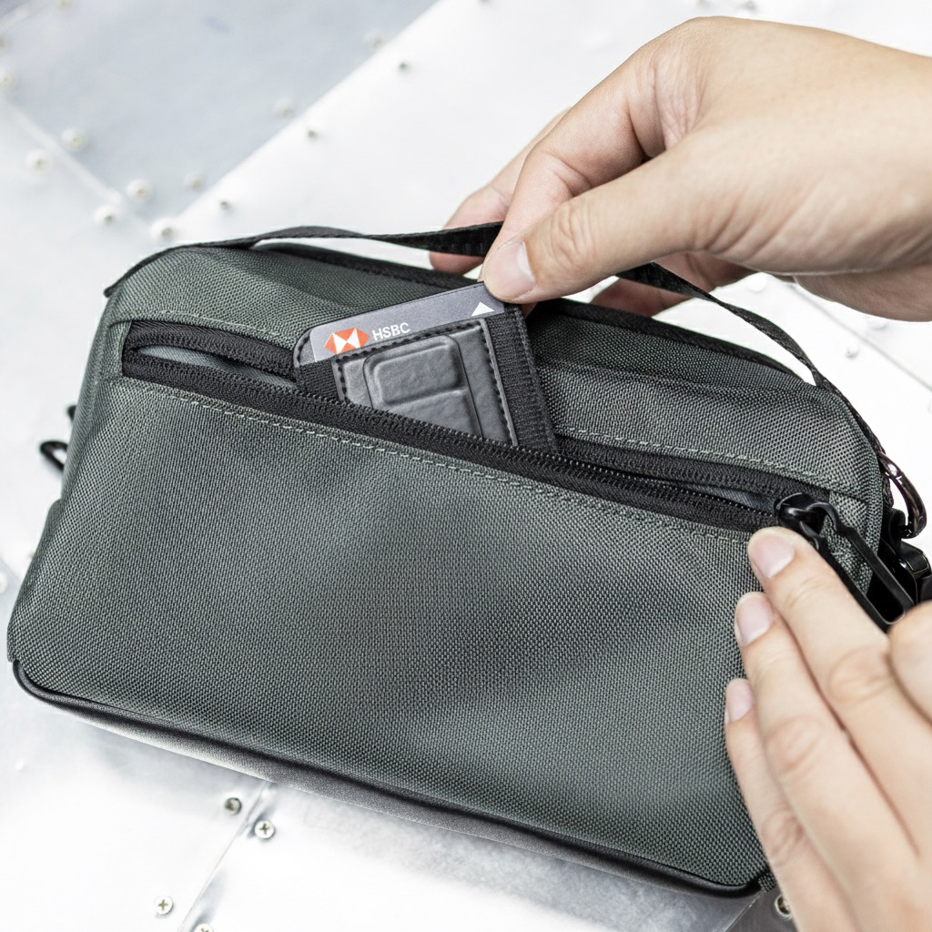 Brand Charger Ora Pouch 