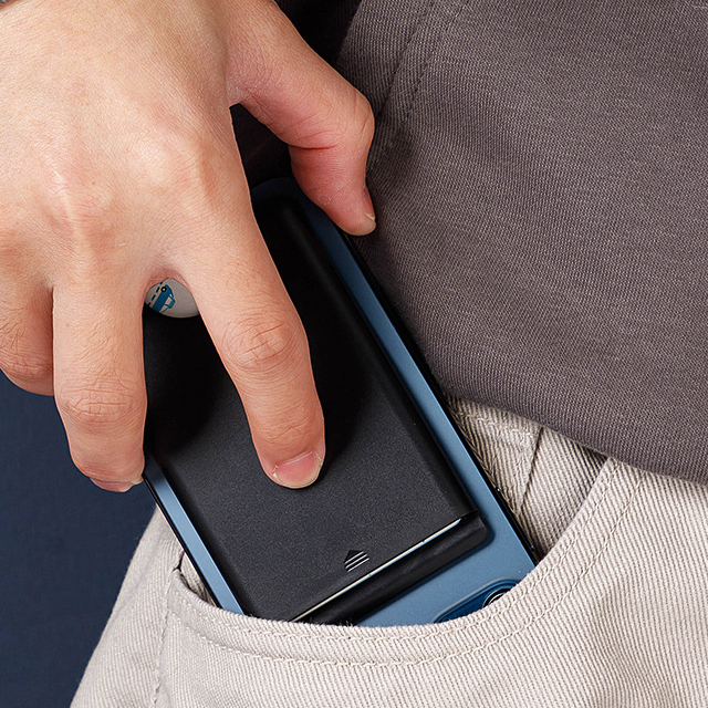 Sleek  Magnetic Card Case