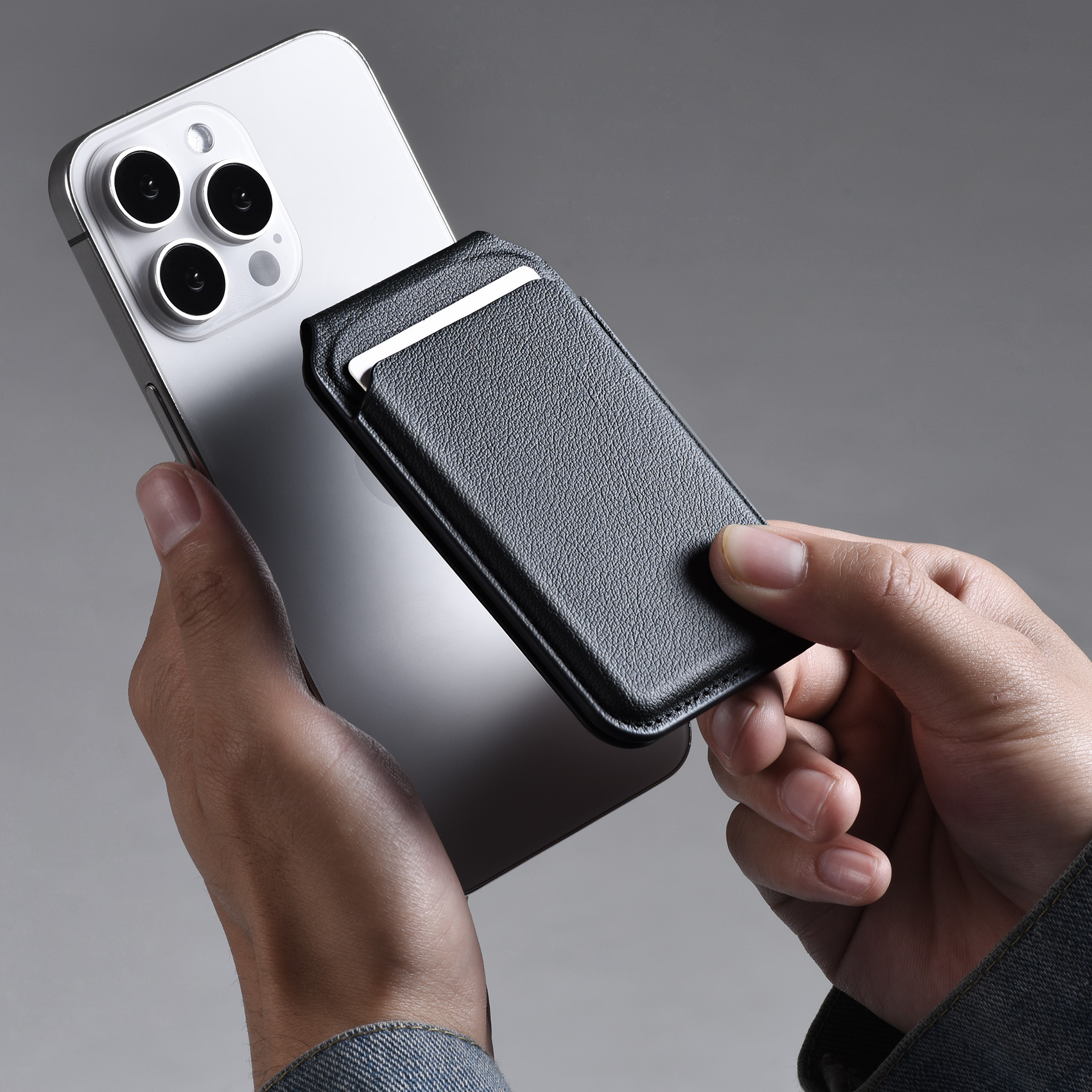 SOLARIS Magnetic Wallet Stand