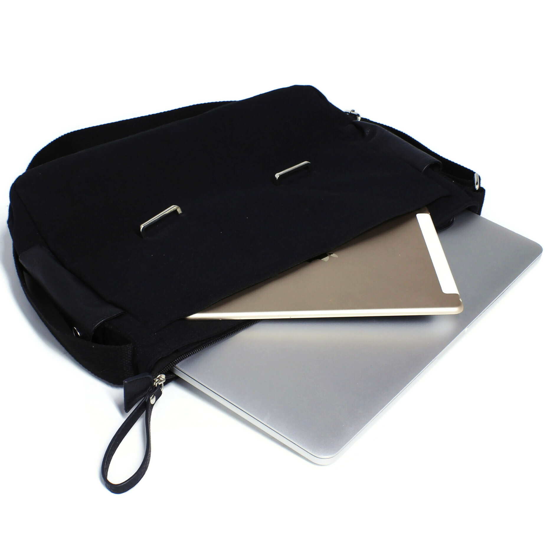 Classic Messenger Bag