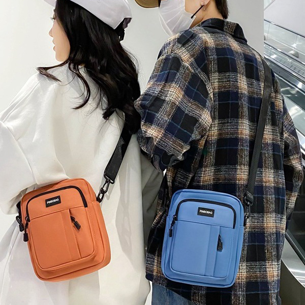 City Essential Crossbody Bag