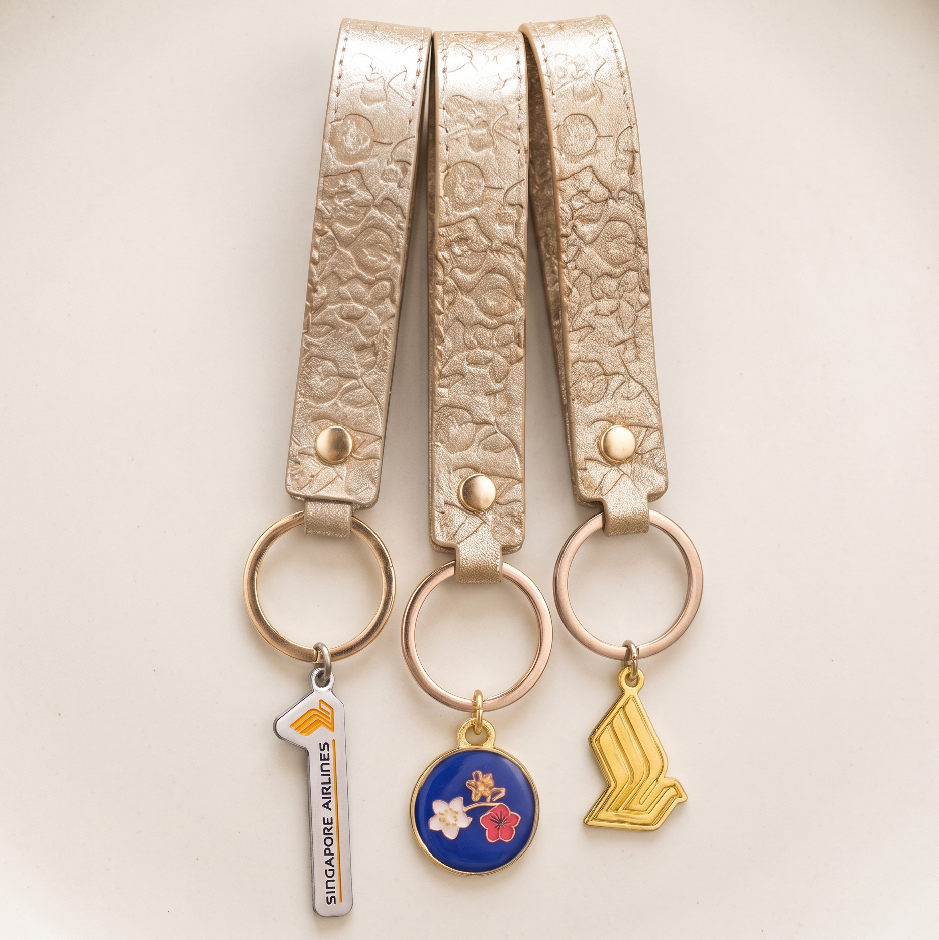Straps, Pin & Keychains - Customised Gifts