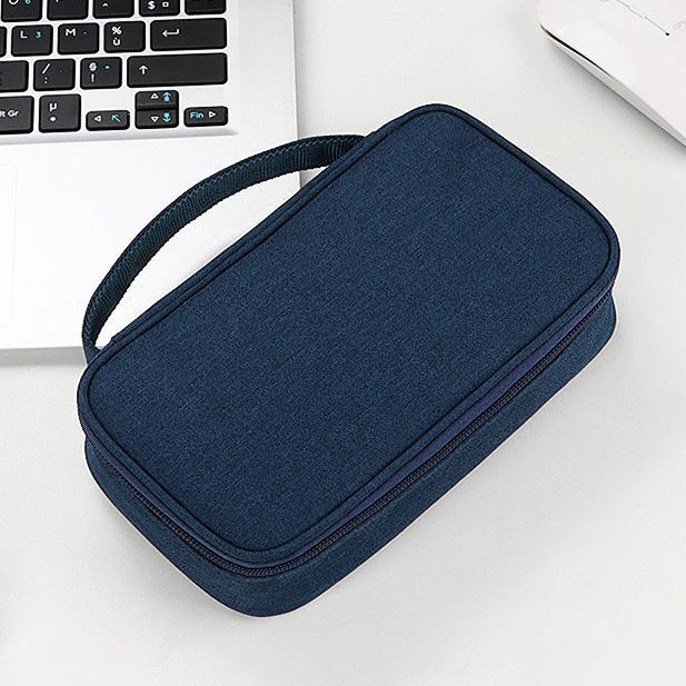 Essential Hold Gadget Pouch 