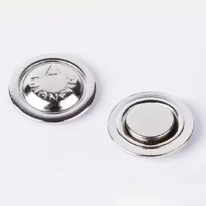 Magnet with Cap