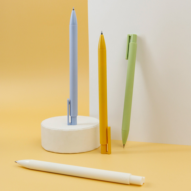 Velvet Gel Pen (Click-to-Write)