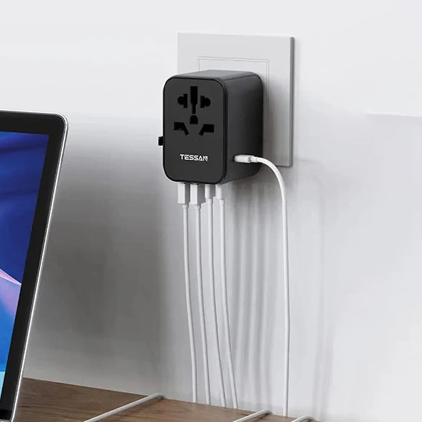 Tessan 28W Universal International Travel Plug Adaptor with 2 USB & 3 USB C Ports